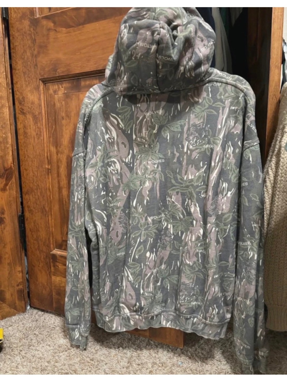 Men’s darcsport hoodie Large - Picture 2 of 5